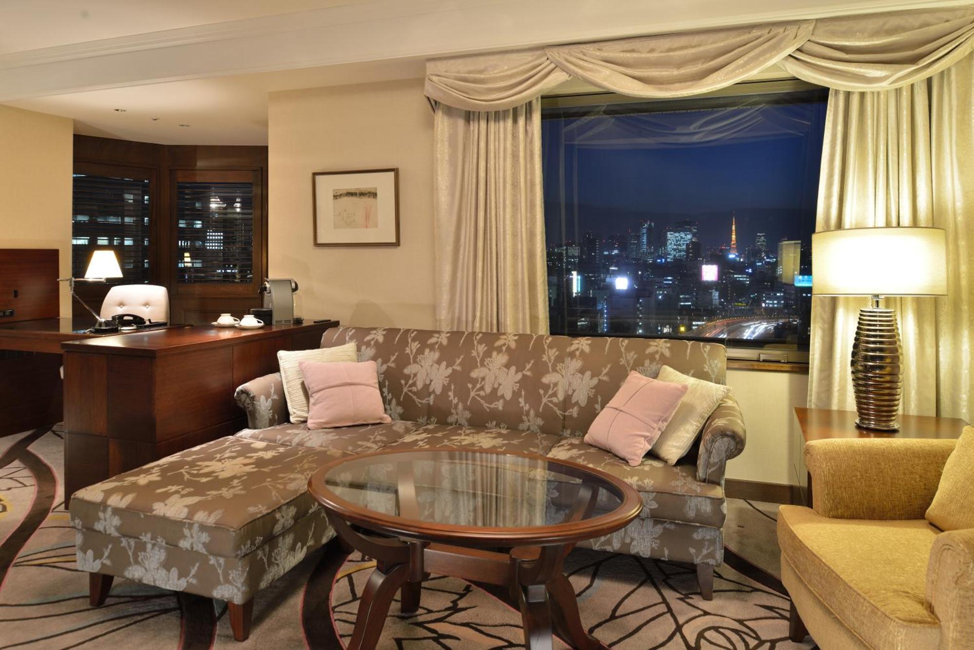 [Charity Plan] Suite Complimentary Executive Floor