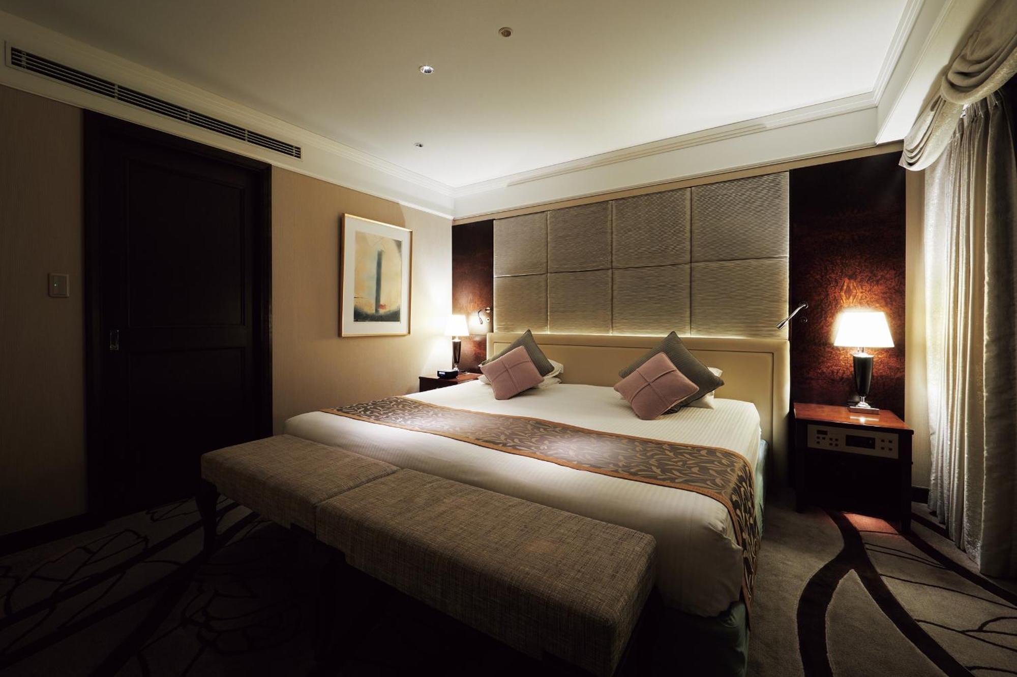[Charity Plan] Suite Complimentary Executive Floor